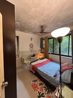 Bedroom in  Pg at Khar West – for Rent
