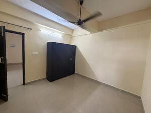 Room in 2 BHK Apartment at Vasant Kunj – for Rent