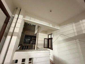  2 BHK Apartment at Vasant Kunj – for Rent