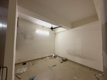 Room in 2 BHK Apartment at Vasant Kunj – for Rent