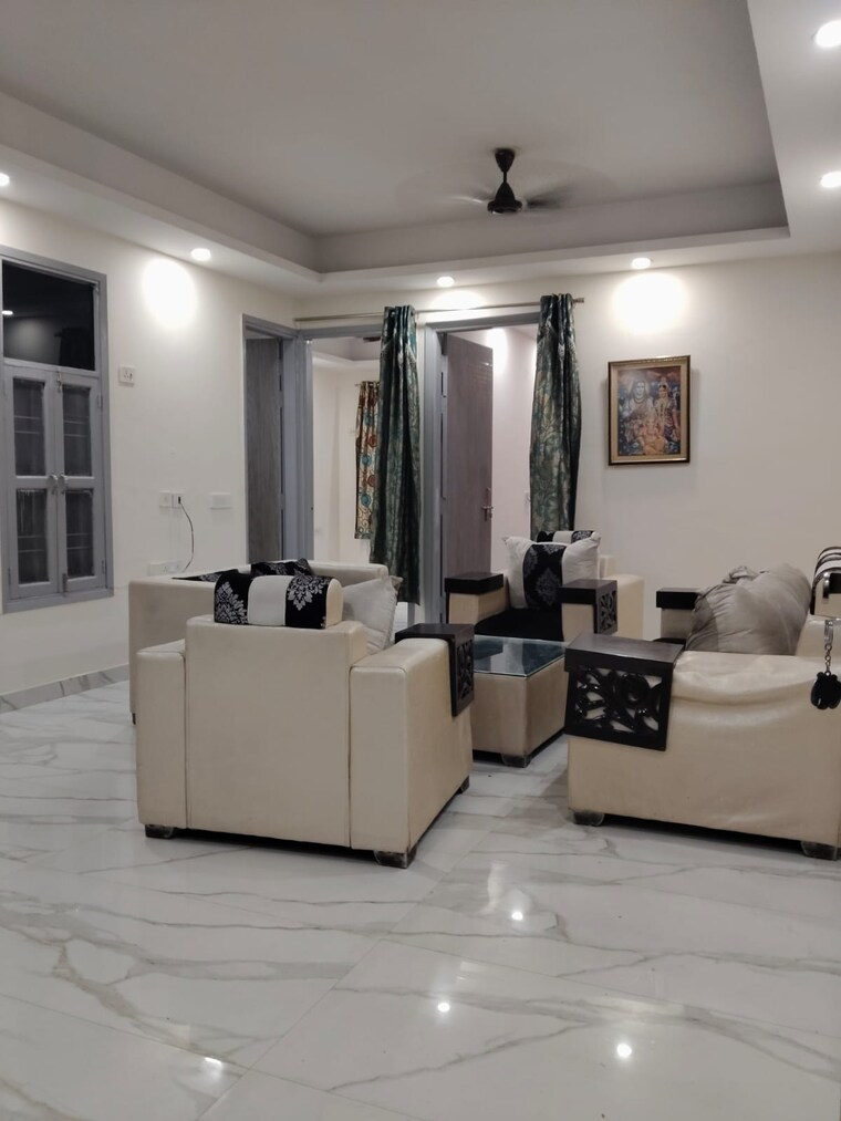 Living Room, sector 30 3 Bedroom 1500 Sq.Ft. Builder Floor In Sector 30 Gurgaon 9282636