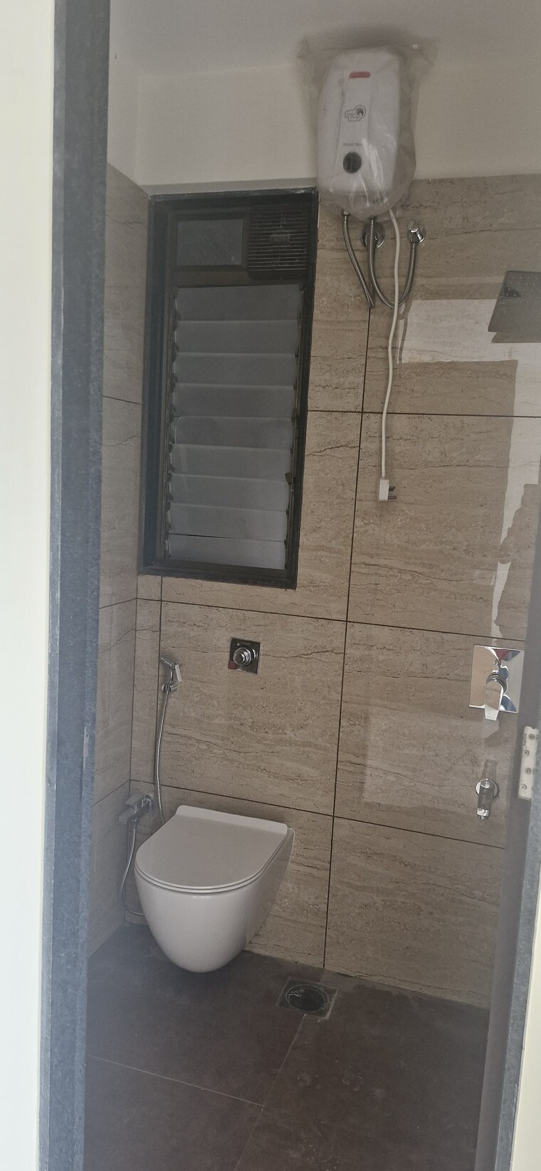 Bathroom, chandak-34-park-estate 1 Bedroom 391 Sq.Ft. Apartment In Goregaon West Mumbai 9282643
