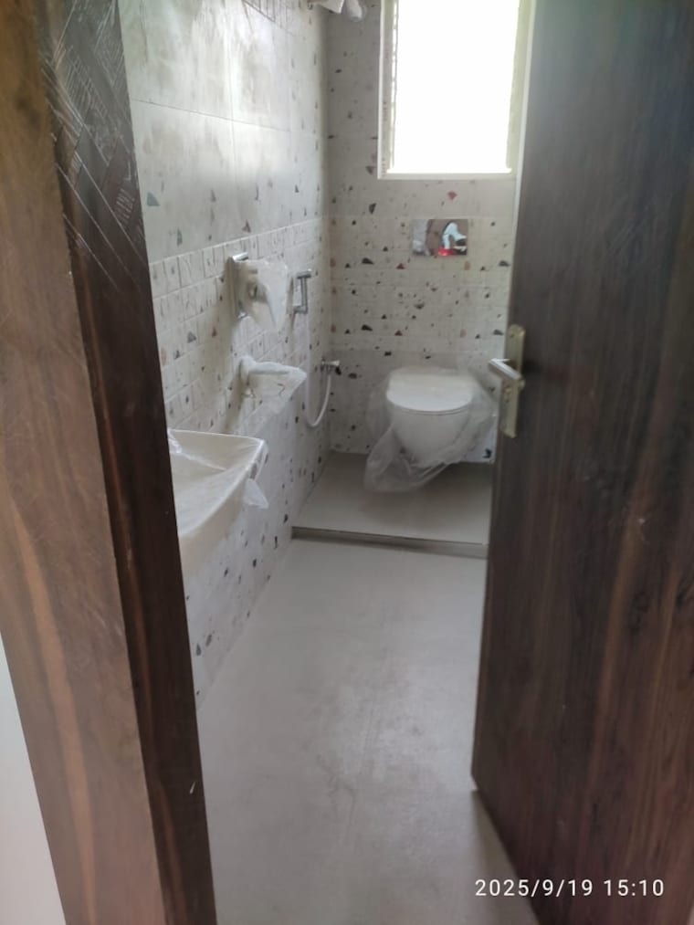 Bathroom, dhoot-new-town-extension 3 Bedroom 1230 Sq.Ft. Apartment In New Town Kolkata 9282653