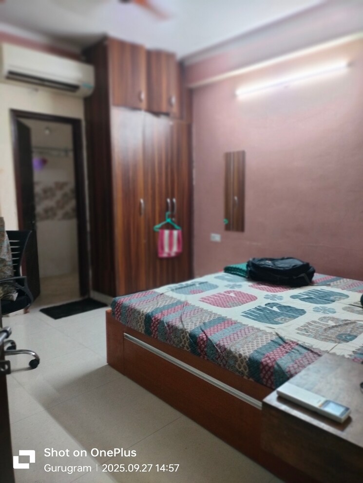 Master Bedroom, sector 15 3 Bedroom 1600 Sq.Ft. Builder Floor In Sector 15 Gurgaon 9282675