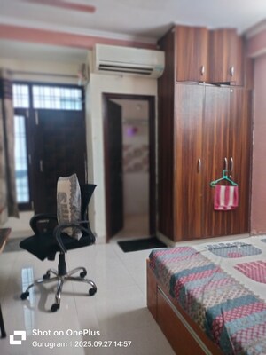 Living Room in 3 BHK Builder Floor at Sector 15 – for Rent