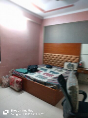 Bedroom in 3 BHK Builder Floor at Sector 15 – for Rent