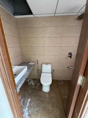 Bathroom in 3 BHK Apartment at Kalpataru Immensa, Kolshet Road – for Sale