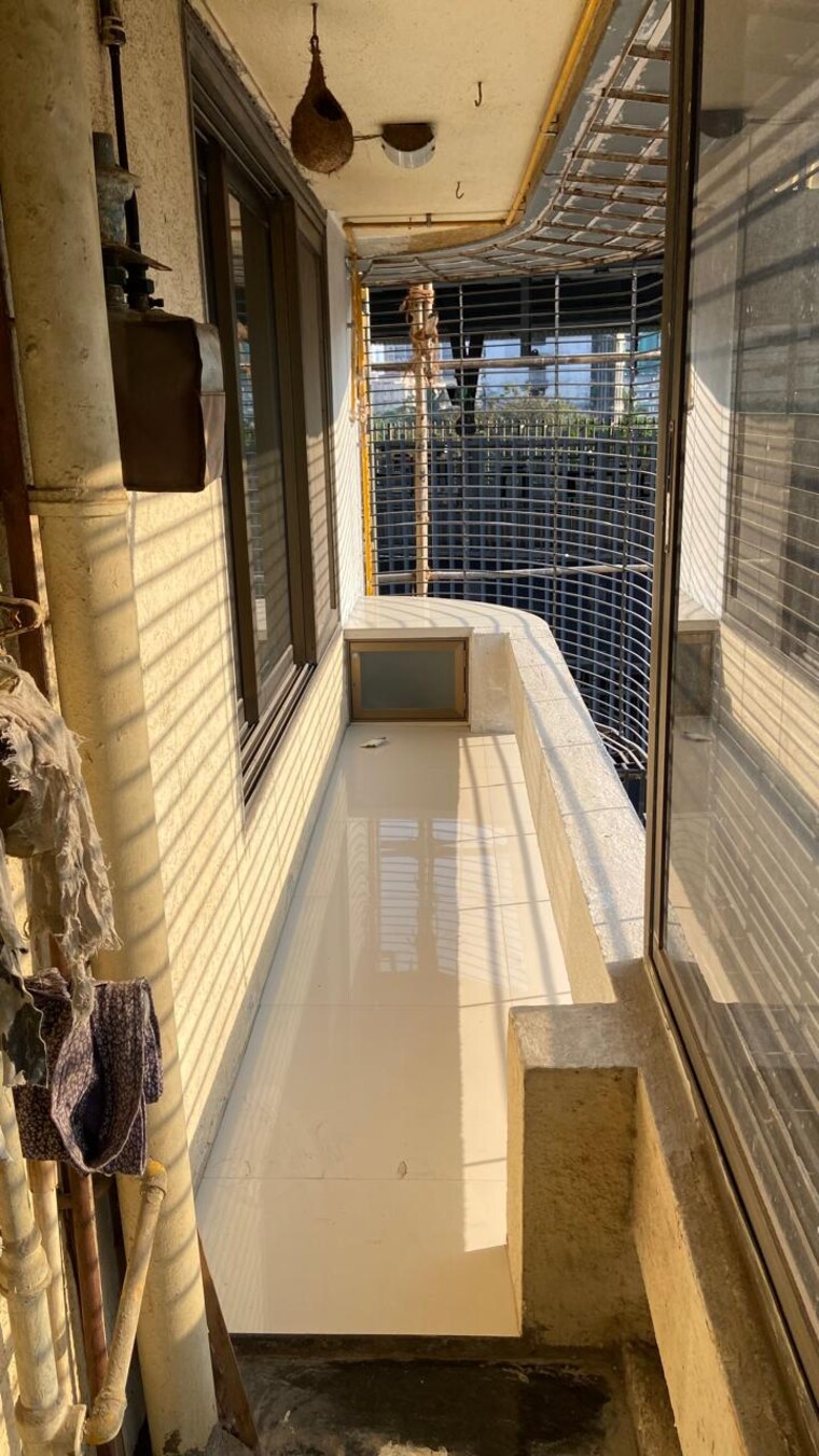 Balcony, evershine-greens 3 Bedroom 1600 Sq.Ft. Apartment In Andheri West Mumbai 9282693