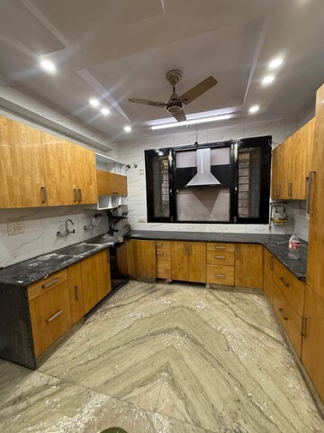 Bedroom in 3 BHK Builder Floor at Paschim Vihar – for Rent