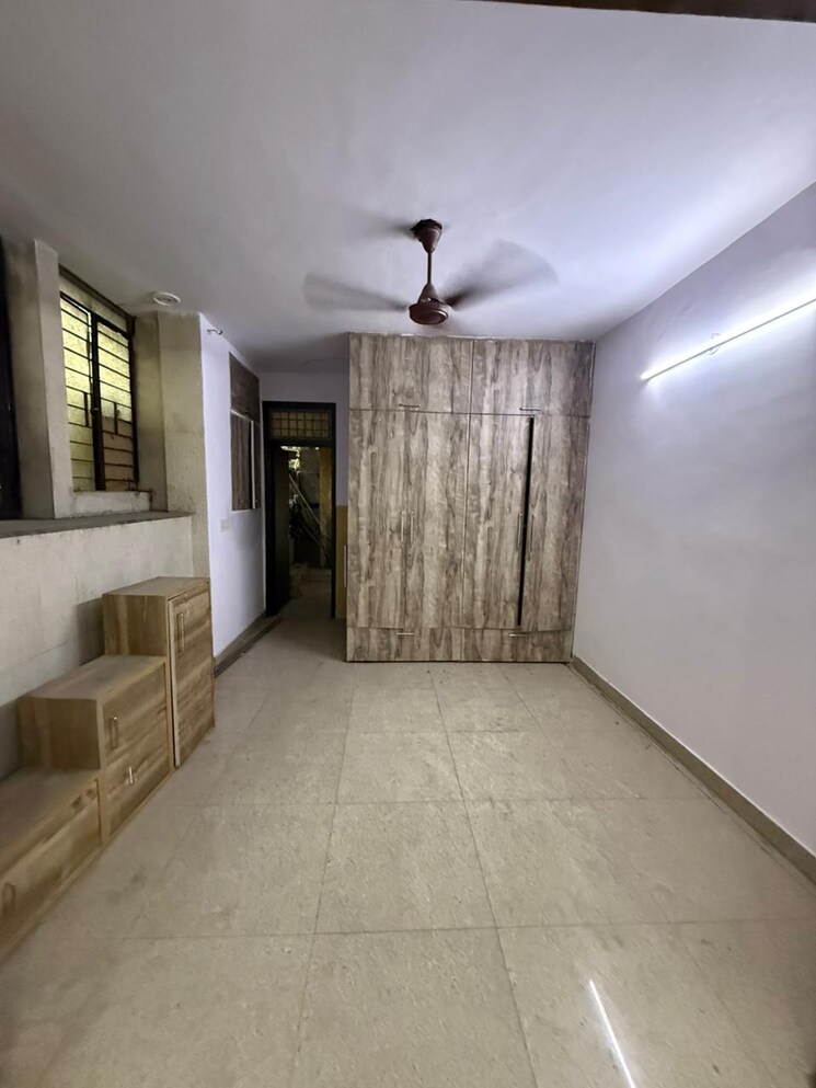 Room, paschim vihar 2 Bedroom 1000 Sq.Ft. Apartment In Paschim Vihar Delhi 9282703