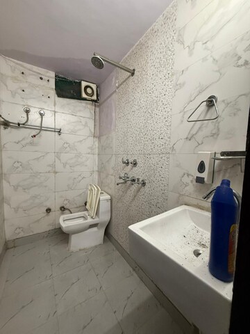 Bathroom in 2 BHK Apartment at Paschim Vihar – for Rent