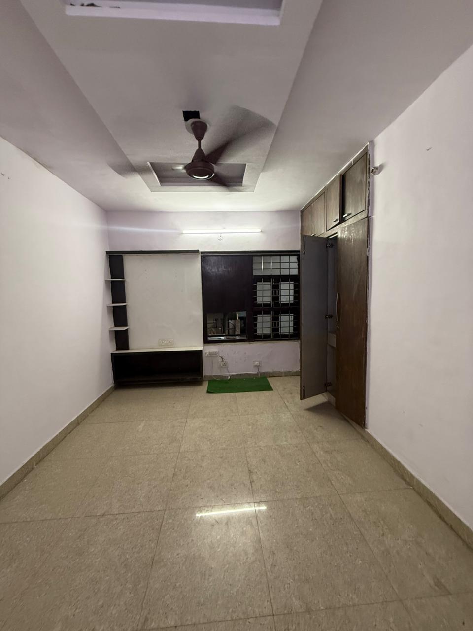 2 BHK + Pooja Room Apartment For Rent in Paschim Vihar
