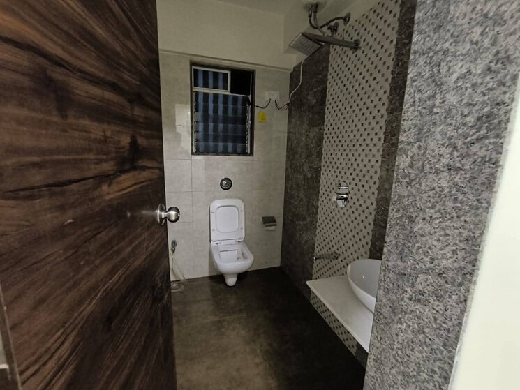 Bathroom, saket-chs-malad-east 1 Bedroom 425 Sq.Ft. Apartment In Malad East Mumbai 9282704