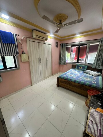 Bedroom in 1 BHK Apartment at Runwal Plaza, Vartak Nagar – for Rent