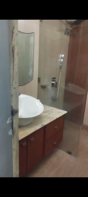 Bathroom in 3 BHK Apartment at Lokhandwala Complex, Andheri West – for Rent