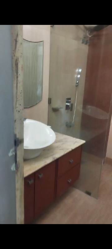 Bathroom in 3 BHK Apartment at Lokhandwala Complex, Andheri West – for Rent
