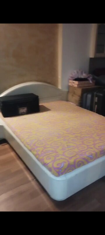 Bedroom in 3 BHK Apartment at Lokhandwala Complex, Andheri West – for Rent