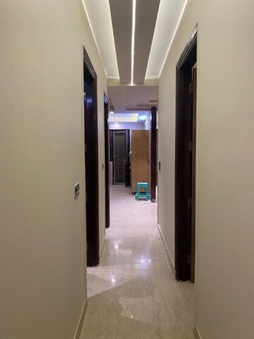 Building Lobby in 3 BHK Builder Floor at Paschim Vihar – for Sale