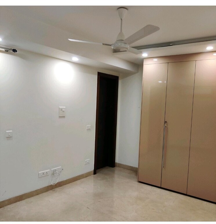 Room, gulmohar park 3 Bedroom 1800 Sq.Ft. Builder Floor In Gulmohar Park Delhi 9282717