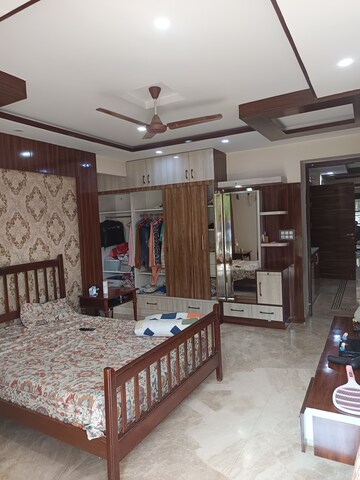 Living Room in 3.5 BHK Builder Floor at Sector 21c – for Rent
