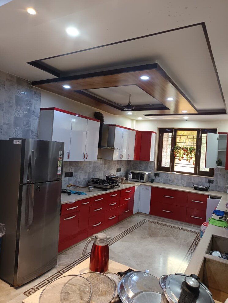 Kitchen, sector 21c 3.5 Bedroom 350 Sq.Yd. Builder Floor In Sector 21c Faridabad 9282741