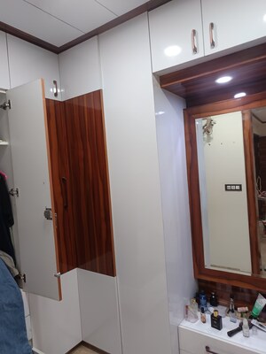 Furnished Amenities in 3.5 BHK Builder Floor at Sector 21c – for Rent