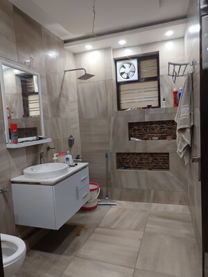 Bathroom in 3.5 BHK Builder Floor at Sector 21c – for Rent