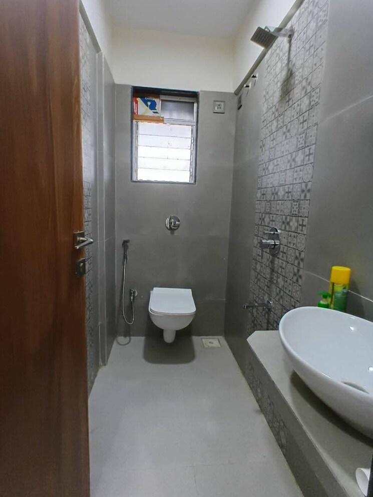 Bathroom, meghna-ashraya 2 Bedroom 594 Sq.Ft. Apartment In Goregaon East Mumbai 9282734