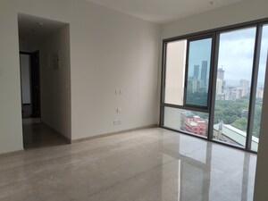 Room in 2 BHK Apartment at Piramal Mahalaxmi, Mahalaxmi – for Rent