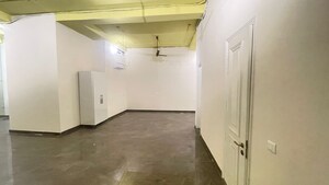 Room in  Office Space at Chittaranjan Park – for Rent