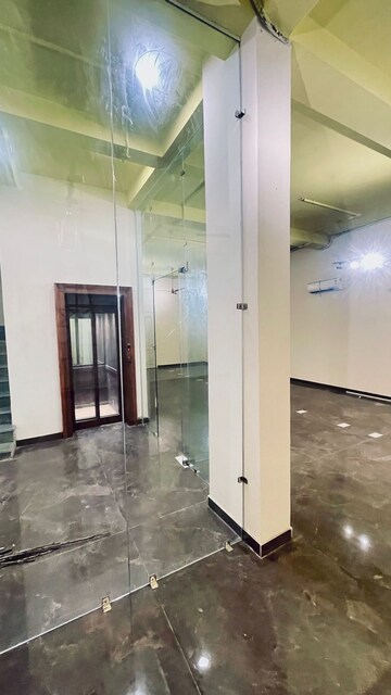  Office Space For Rent in Chittaranjan Park