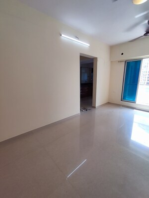 1 BHK Apartment For Rent in Cosmos 27 Gbr, Kasarvadavali
