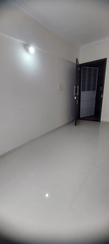 Room in 2 BHK Apartment at Welworth Paradise, Baner – for Sale