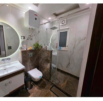 Team Area in 4 BHK Builder Floor at Chittaranjan Park – for Sale