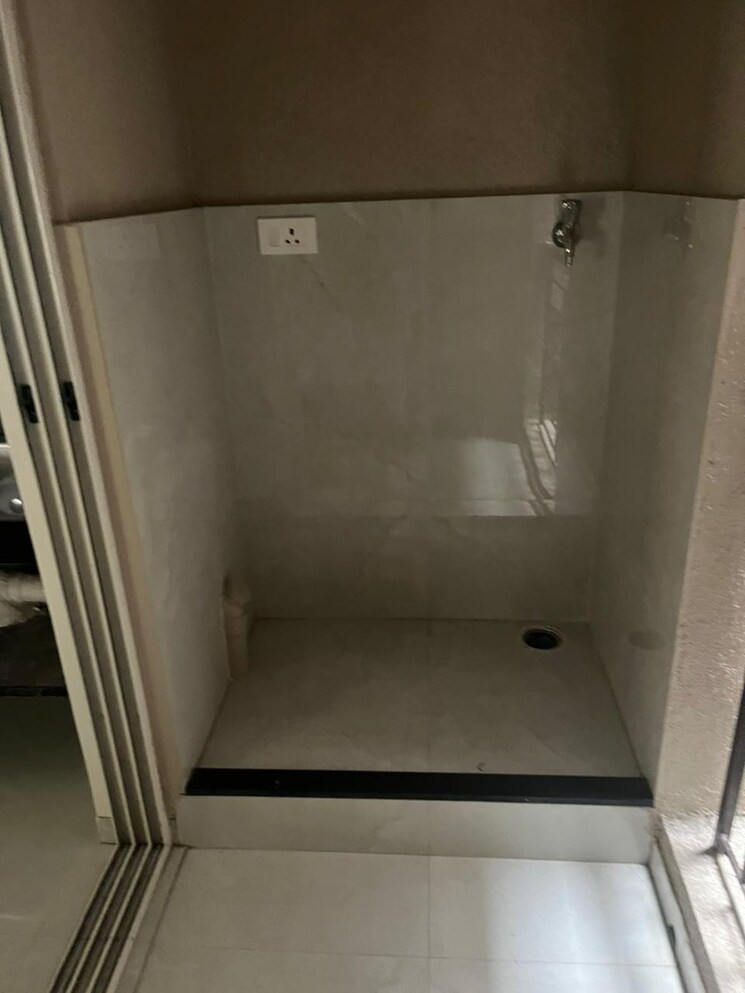 Bathroom, nyati-era 3 Bedroom 1175 Sq.Ft. Apartment In Dhanori Pune 9282789
