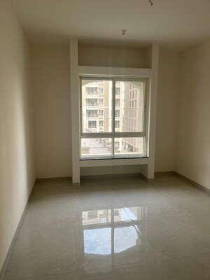 Room in 3 BHK Apartment at Nyati Era, Dhanori – for Rent