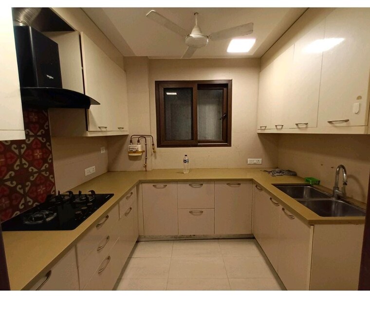 Kitchen, lajpat nagar 4 3 Bedroom 1200 Sq.Ft. Builder Floor In Lajpat Nagar 4 Delhi 9282793