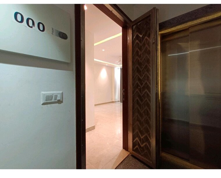 undefined, lajpat nagar 4 3 Bedroom 1200 Sq.Ft. Builder Floor In Lajpat Nagar 4 Delhi 9282793