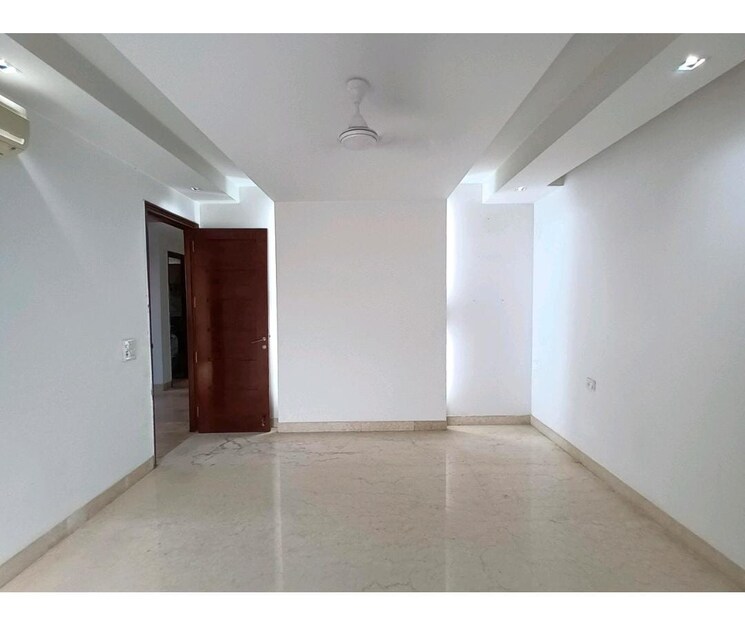 Room, greater kailash ii 3 Bedroom 2250 Sq.Ft. Builder Floor In Greater Kailash ii Delhi 9282796
