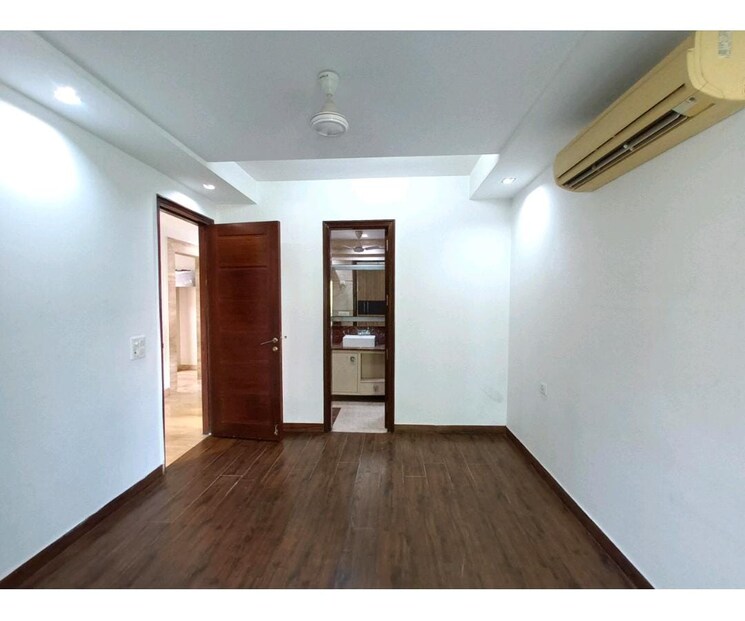 Room, greater kailash ii 3 Bedroom 2250 Sq.Ft. Builder Floor In Greater Kailash ii Delhi 9282796