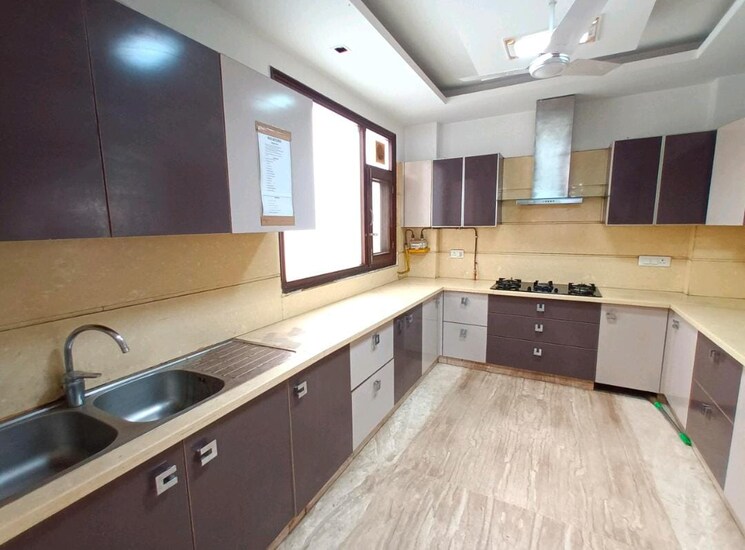 Kitchen, greater kailash ii 3 Bedroom 2250 Sq.Ft. Builder Floor In Greater Kailash ii Delhi 9282796