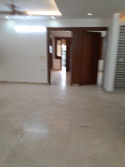 3 BHK + Servant Room,Extra Room Builder Floor For Sale in Greater Kailash