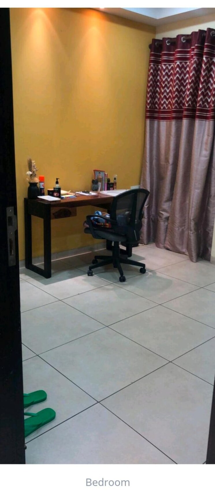 Gym, lajpat nagar iii 3 Bedroom 200 Sq.Ft. Builder Floor In Lajpat Nagar Iii Delhi 9282810