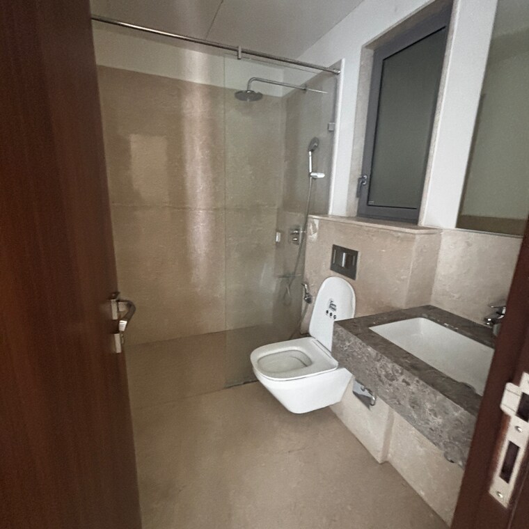 Bathroom, piramal-mahalaxmi 2 Bedroom 740 Sq.Ft. Apartment In Arthur rd Mumbai 9282816
