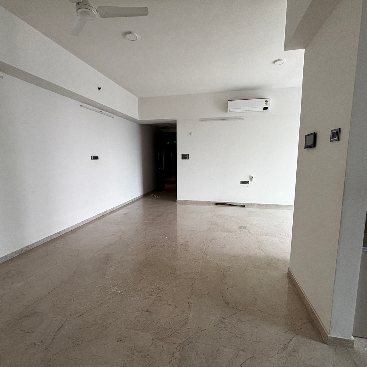 2 BHK + Pooja Room Apartment For Rent in LnT Realty Crescent Bay