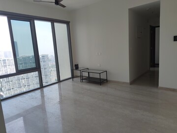 Room in 2 BHK Apartment at Piramal Mahalaxmi, Mahalaxmi – for Rent