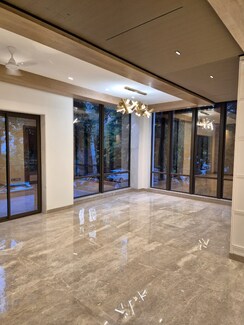 5 BHK + Servant Room,Extra Room Builder Floor For Sale in Green Park Extension