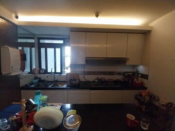 Living Room in 4 BHK Apartment at Worli – for Rent