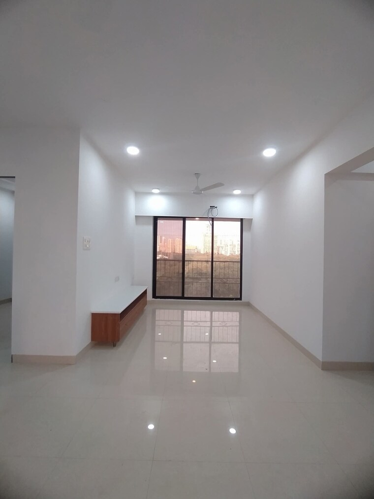 Room, versova 3 Bedroom 900 Sq.Ft. Apartment In Versova Mumbai 9282837