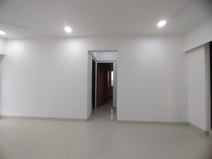 Room, versova 3 Bedroom 900 Sq.Ft. Apartment In Versova Mumbai 9282837